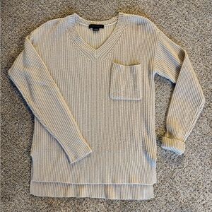 Sanctuary V-Neck Sweater in Beige